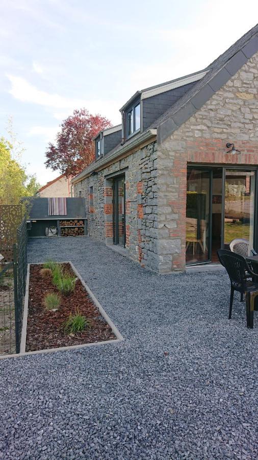 Villa Le 3 De Gussignies Exterior foto