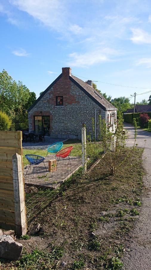Villa Le 3 De Gussignies Exterior foto